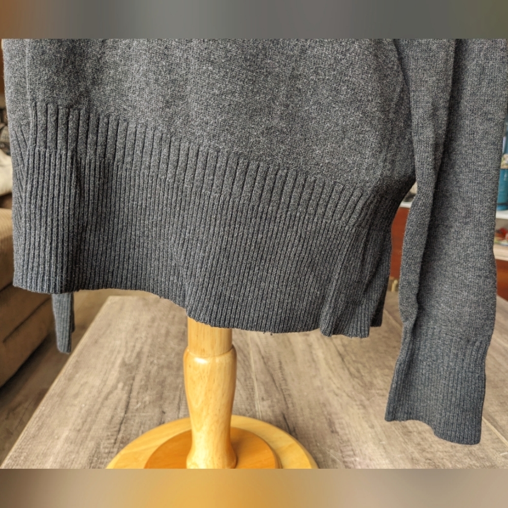 Willow Bay V Neck Long Sleeve Dark Grey Pullover Women's Size XL (18) - Picture 5 of 6